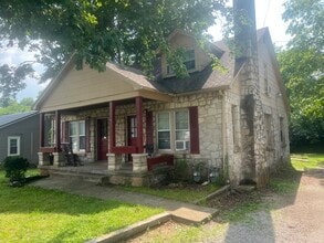 Building Photo - 1625 Catherine Dr