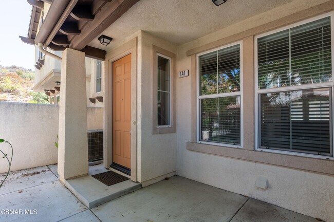 Building Photo - 141 Via Aldea