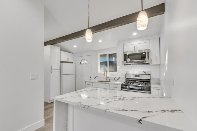 Foto del edificio - 14753 Hartland St