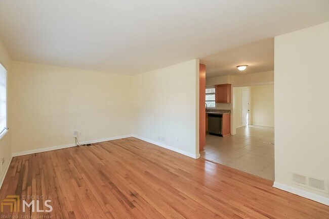 Building Photo - 3865 Kirksford Dr