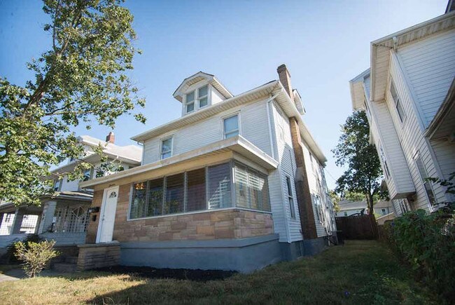 Building Photo - 17 N Sutphin St