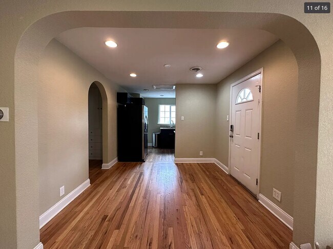 Foto del edificio - 2340 Garrison St