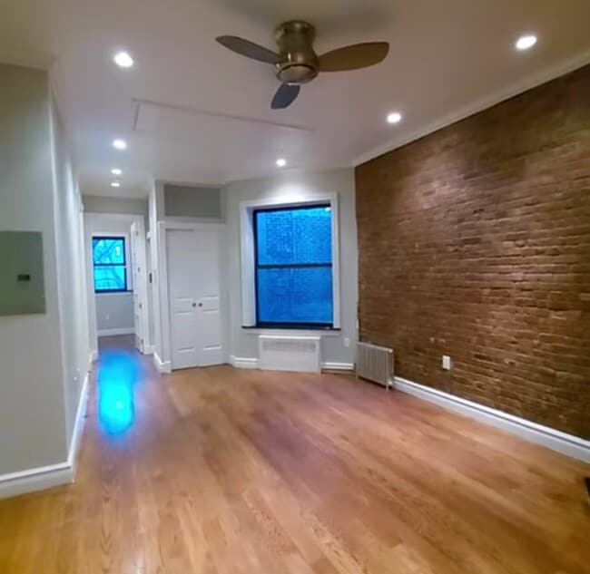 Foto del edificio - W. 97th St, Riverside Dr