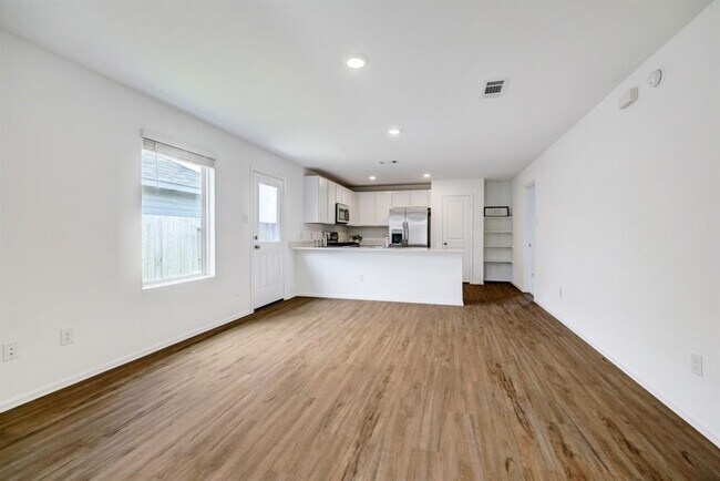 Building Photo - 19439 Villa Mesa Dr