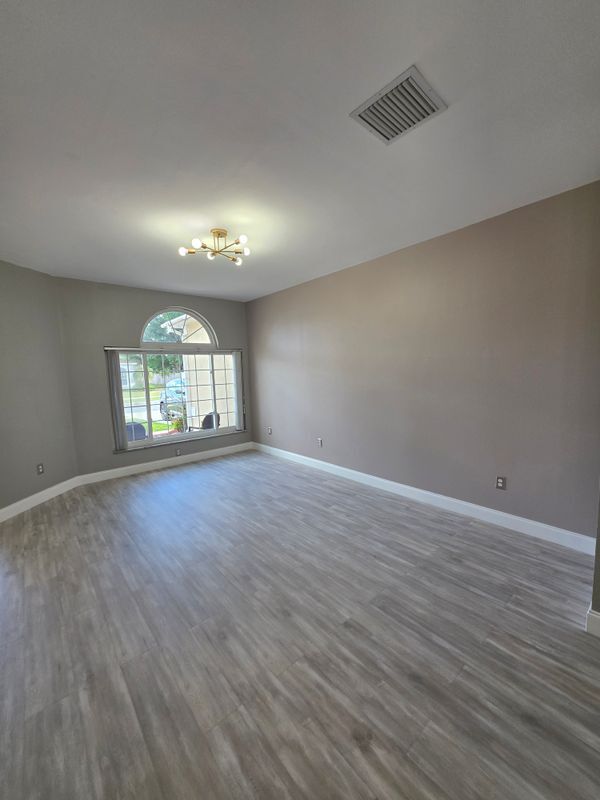 Foto del edificio - 1634 Sand Hollow Ln