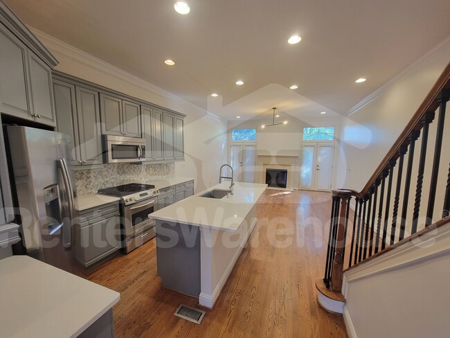Building Photo - 2671 Rivers Edge Dr NE