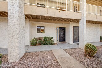 Building Photo - 709 S Power Rd