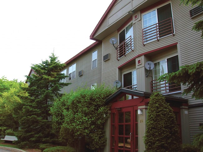 Building Photo - Westwoods