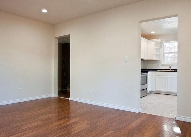 Building Photo - 3226 W Trinity Cir