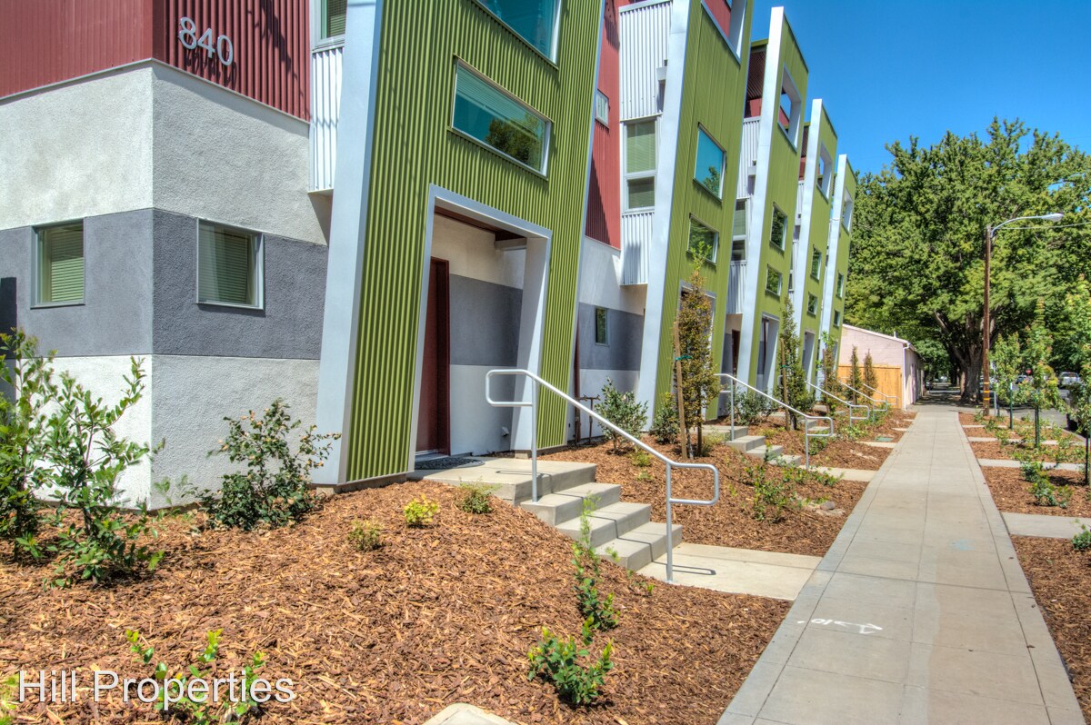 Foto principal - 840 W 6th St