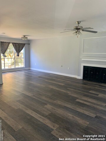 Building Photo - 5731 Misty Glen