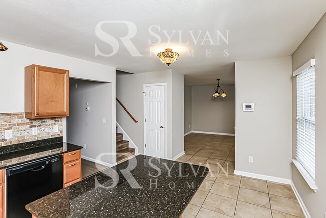 Building Photo - Fall in love with this beautiful home!