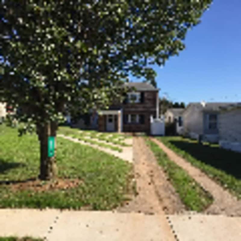 Primary Photo - 560 N Pine St
