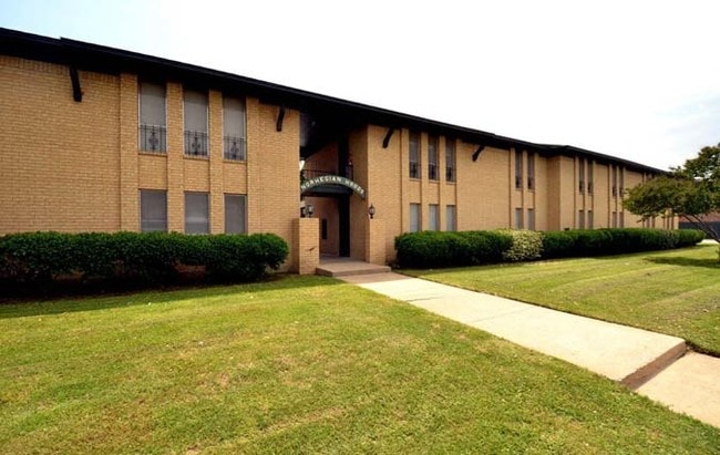 Building Photo - The District at Sherman