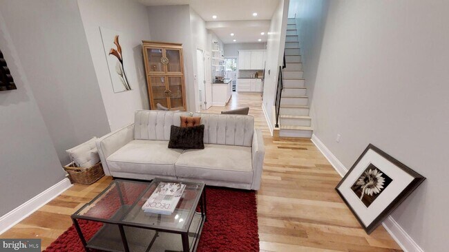 Foto del edificio - 2412 W Jefferson St