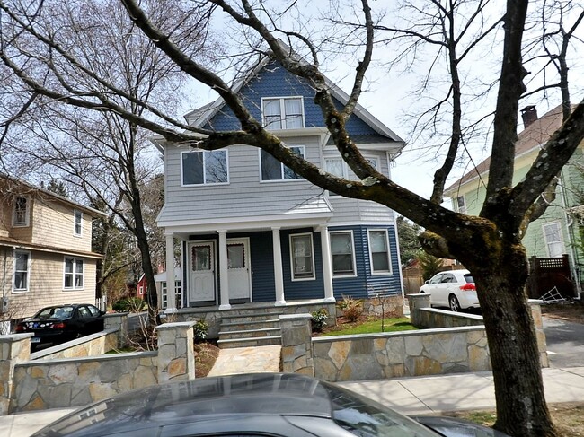 Front View - 133 W Rock Ave