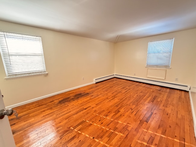 Foto del edificio - 3189 Hatting Pl