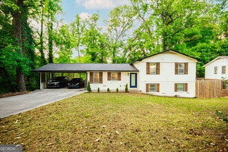 Building Photo - 1953 Copperfield Cir