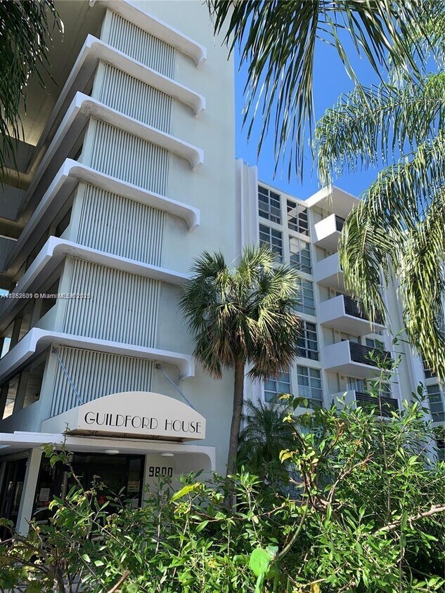 Primary Photo - 9800 W Bay Harbor Dr