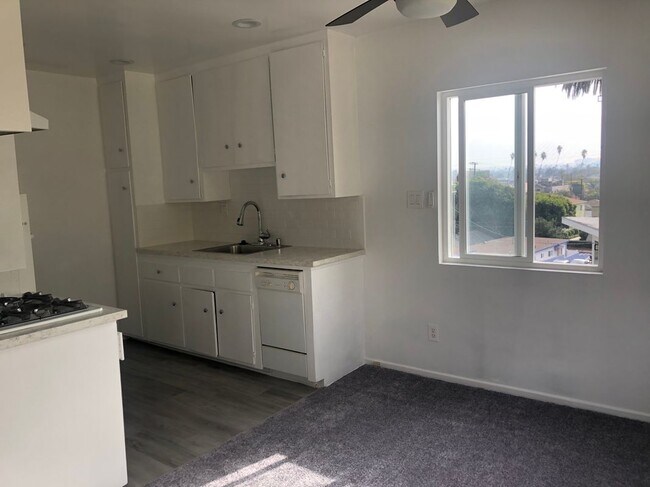 Foto del edificio - 744 Pier Ave