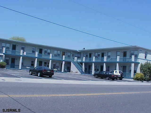 Foto del edificio - 9505 Ventnor Ave