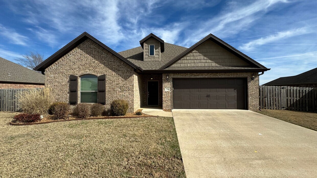 Foto principal - ***750 Fontana Street***