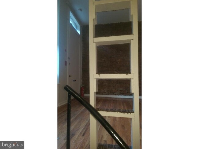 Building Photo - 409-15 S 11th St
