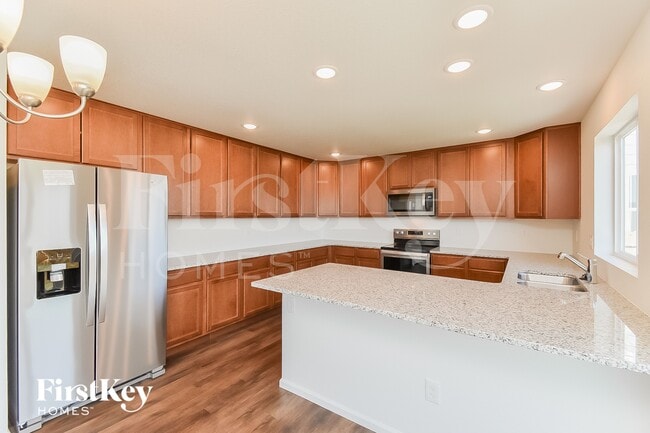 Foto del edificio - 10610 Luneth Dr