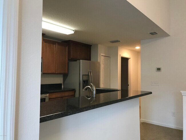 Foto del edificio - 4007 Meander Pl