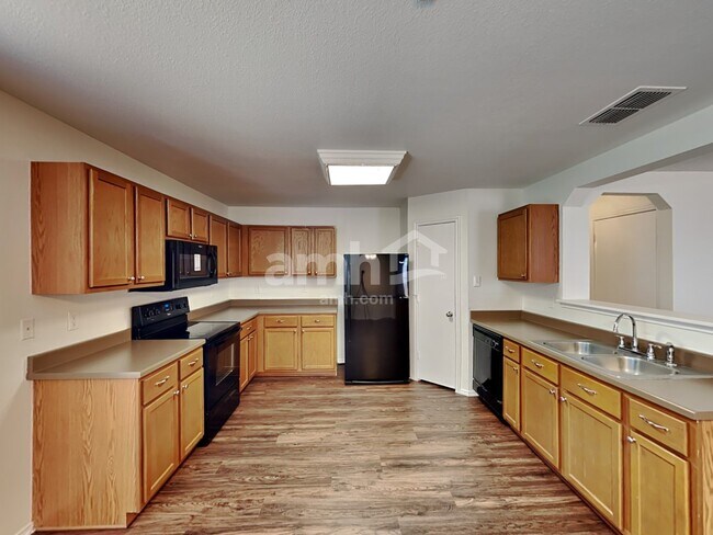 Foto del edificio - 217 N Willow Way