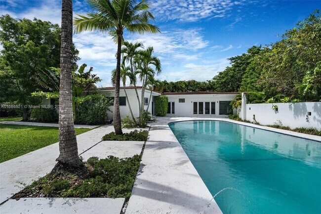 Foto del edificio - 5714 SW 80th St