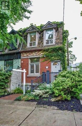 Primary Photo - 110 Hamilton St