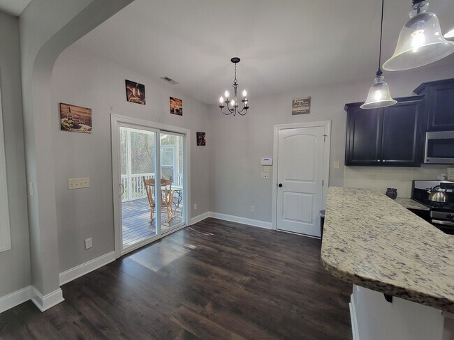 Building Photo - Rental in Anderson Creek Crossing!