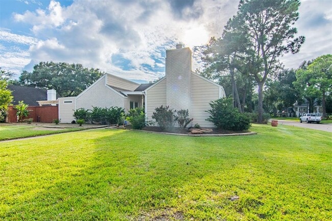 Building Photo - 602 S Fry Rd