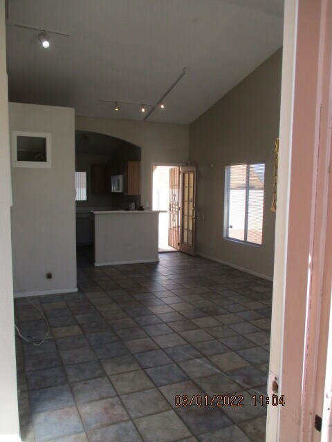 Building Photo - 2532 Rising Legend Way