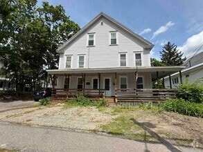 Building Photo - 16 Oak St