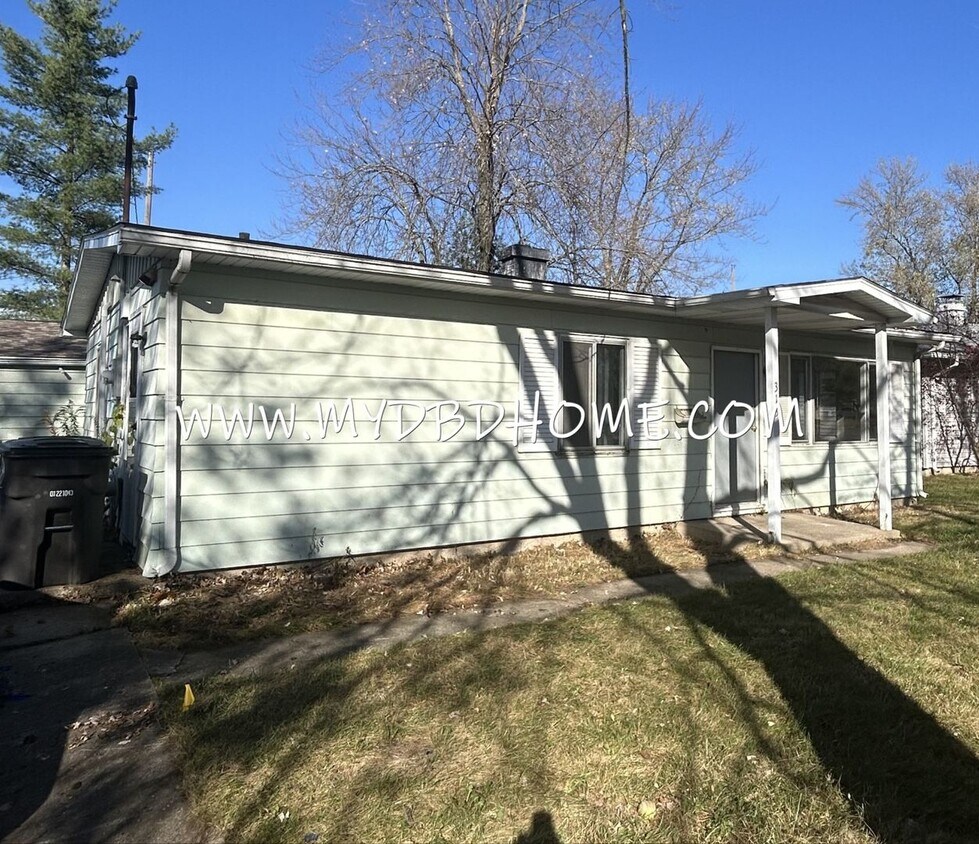 Primary Photo - 313 Corwin Ln