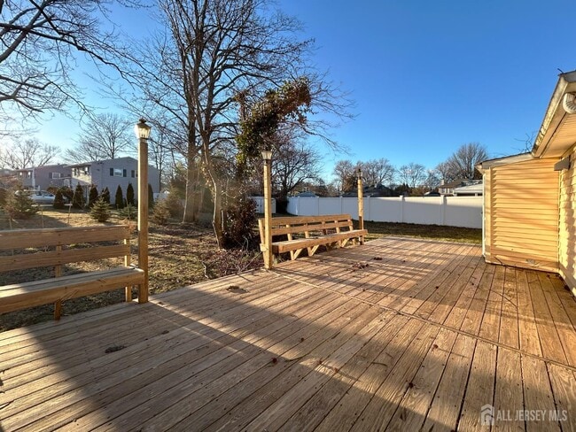 Building Photo - 122 Vineyard Rd