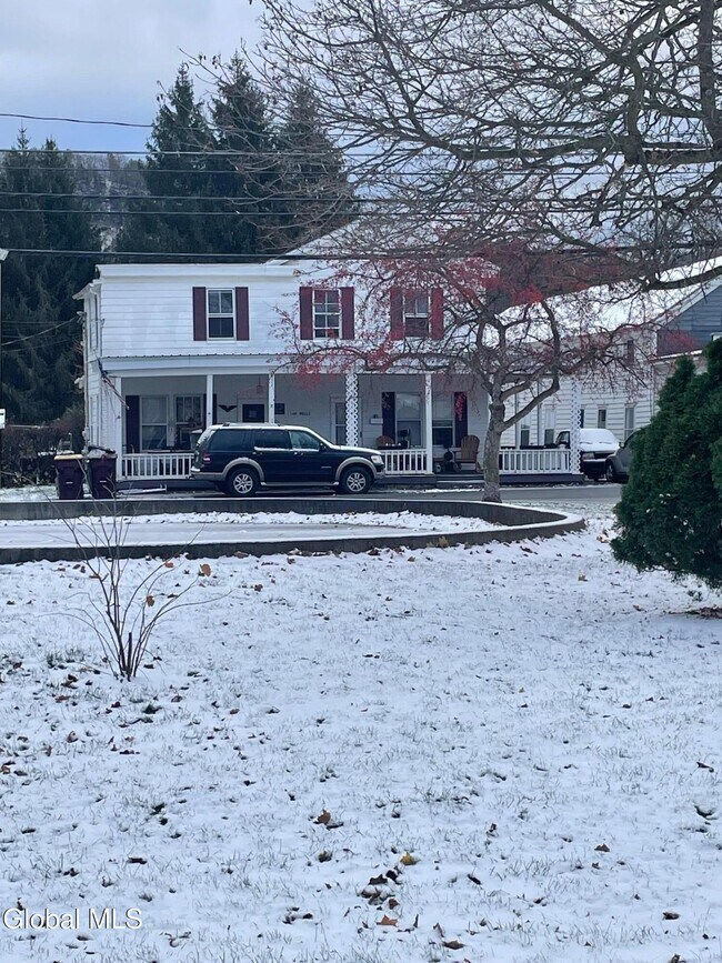 Foto del edificio - 140 Wells Ave