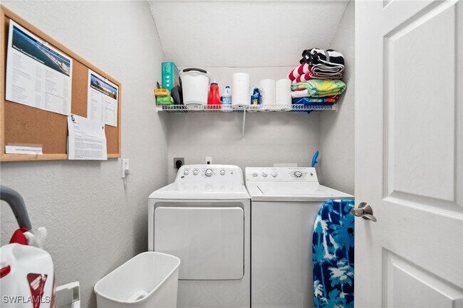 Foto del edificio - 8355 Whisper Trace Way