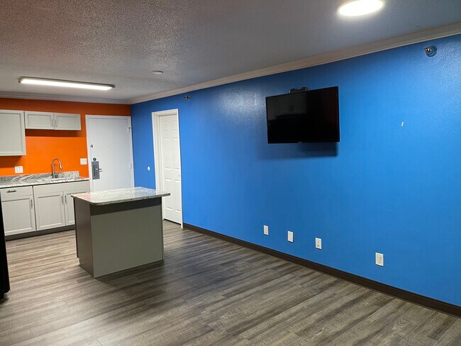 Foto del edificio - 635 8th Ave SW