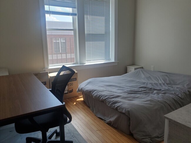 Foto del edificio - PERFECT ONE BED IN ALLSTON!!!!!!