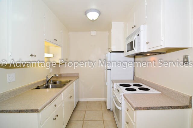 Foto del edificio - 742 Hayes Ave