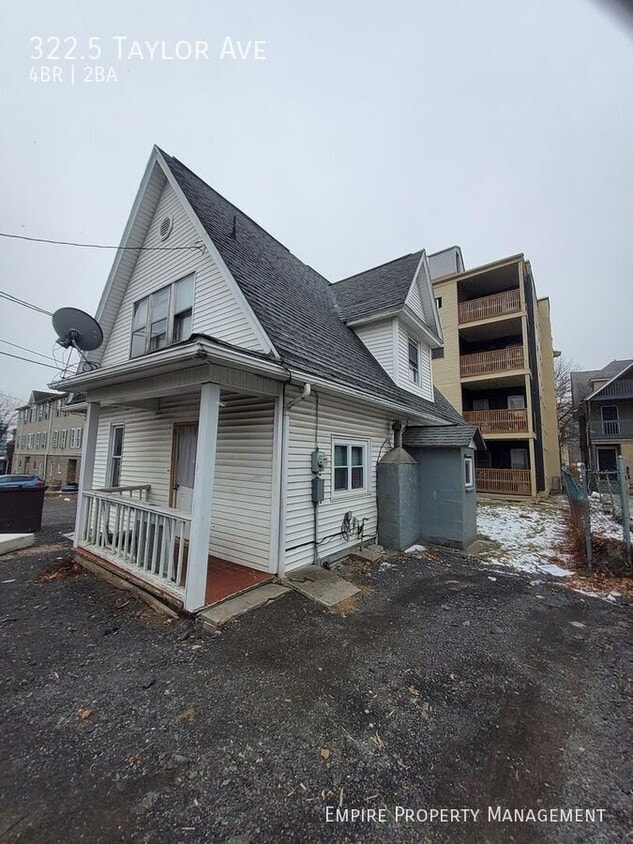 Building Photo - 322.5 Taylor Ave