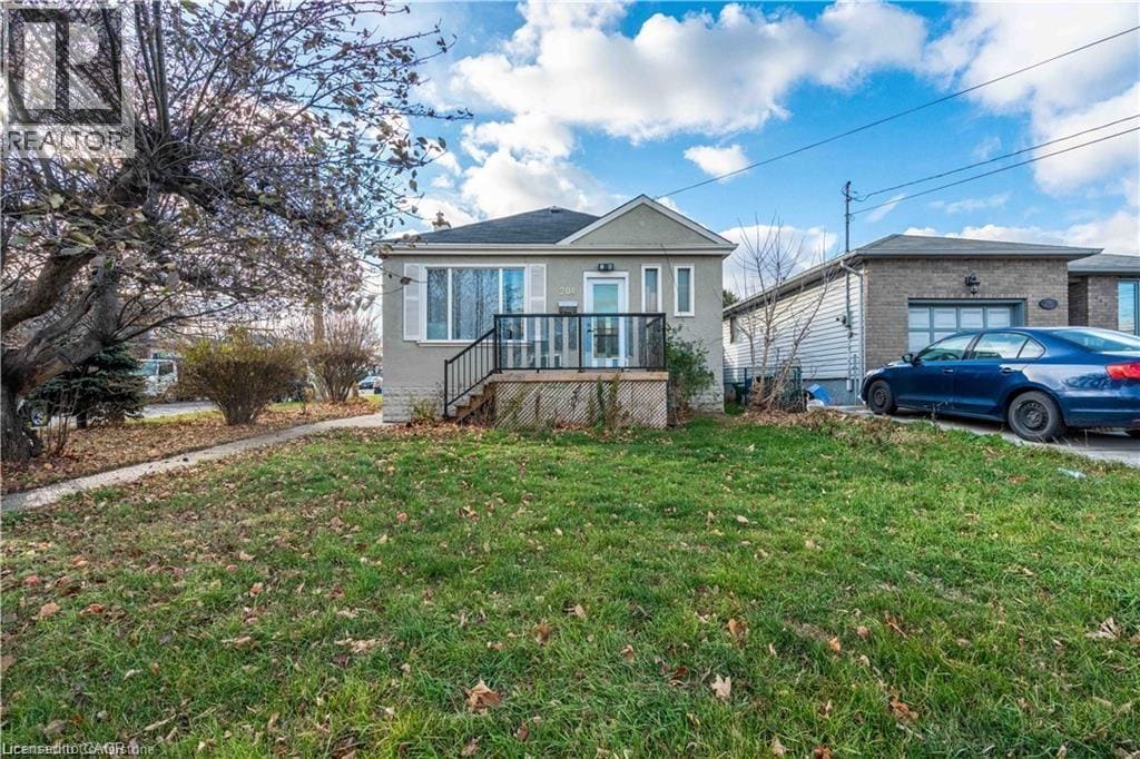 Primary Photo - 204 Glow Ave