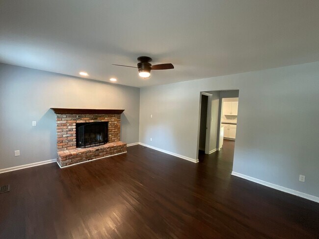 Foto del edificio - 267 Ashton Woods Dr