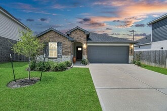 Building Photo - 1630 Cedar Pointe Ct