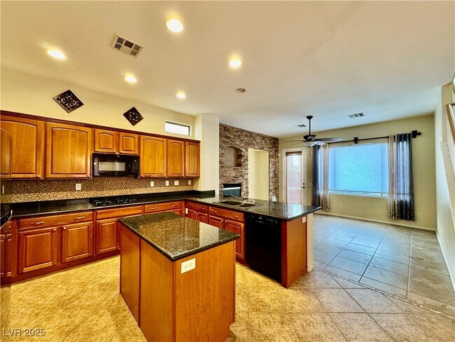 Foto del edificio - 11233 Newbury Hills Ave