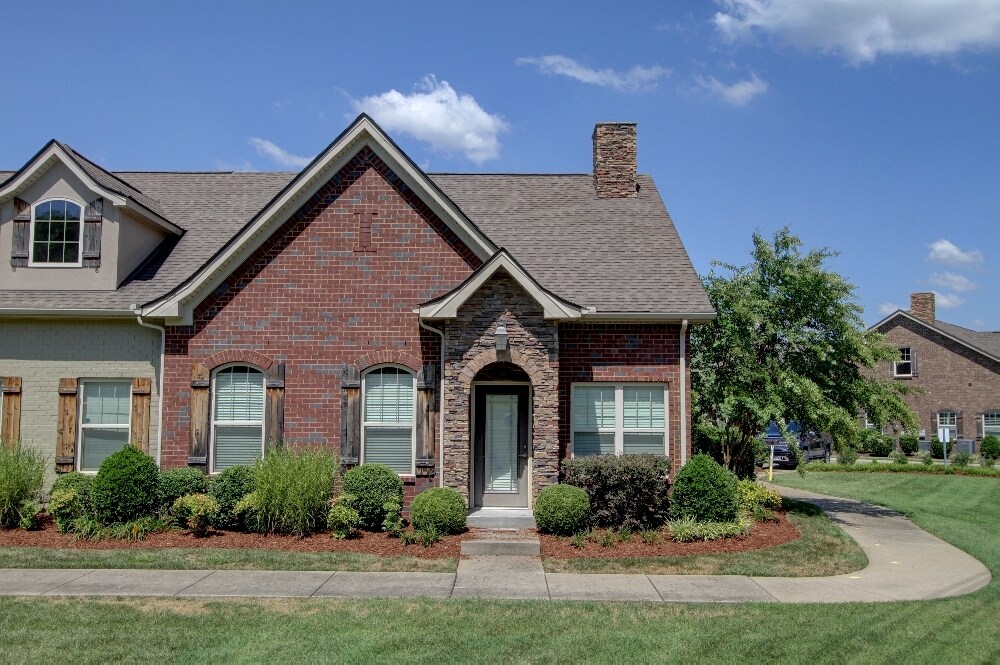 200 Siegert Pl, Nolensville, TN 37135 Townhome Rentals in Nolensville