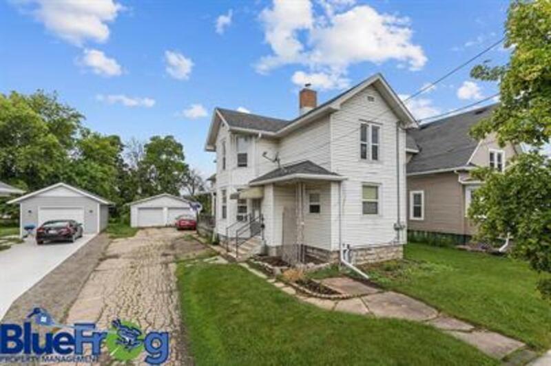 425 Monroe St, Oshkosh, WI 54901 Condo for Rent in Oshkosh, WI